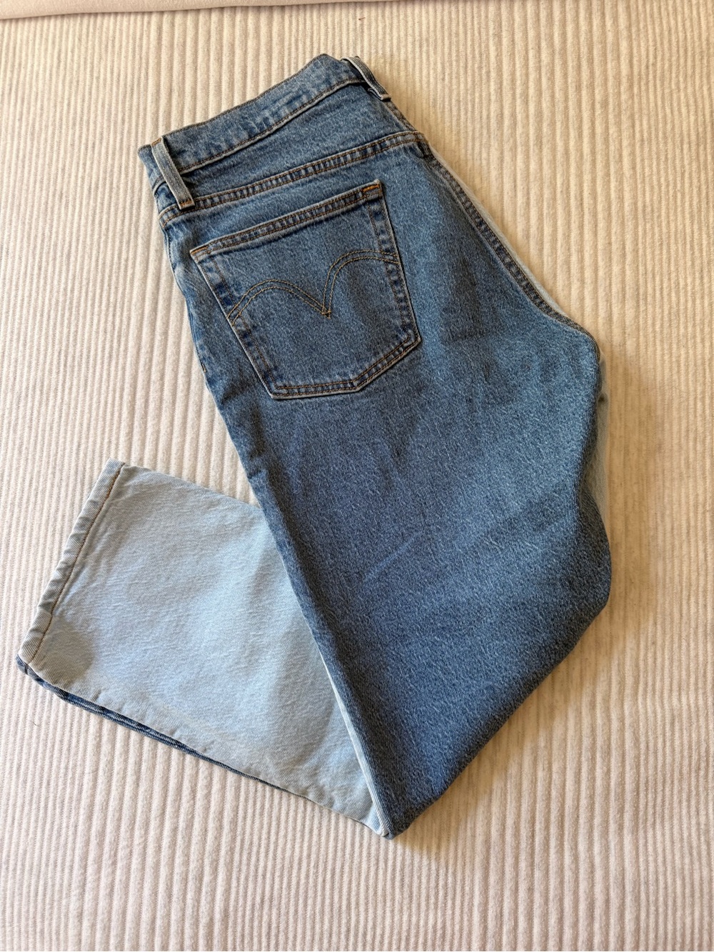 Levi's Two-Tone Light Blue & Dark Blue Cropped Jeans - Picture 5 of 9